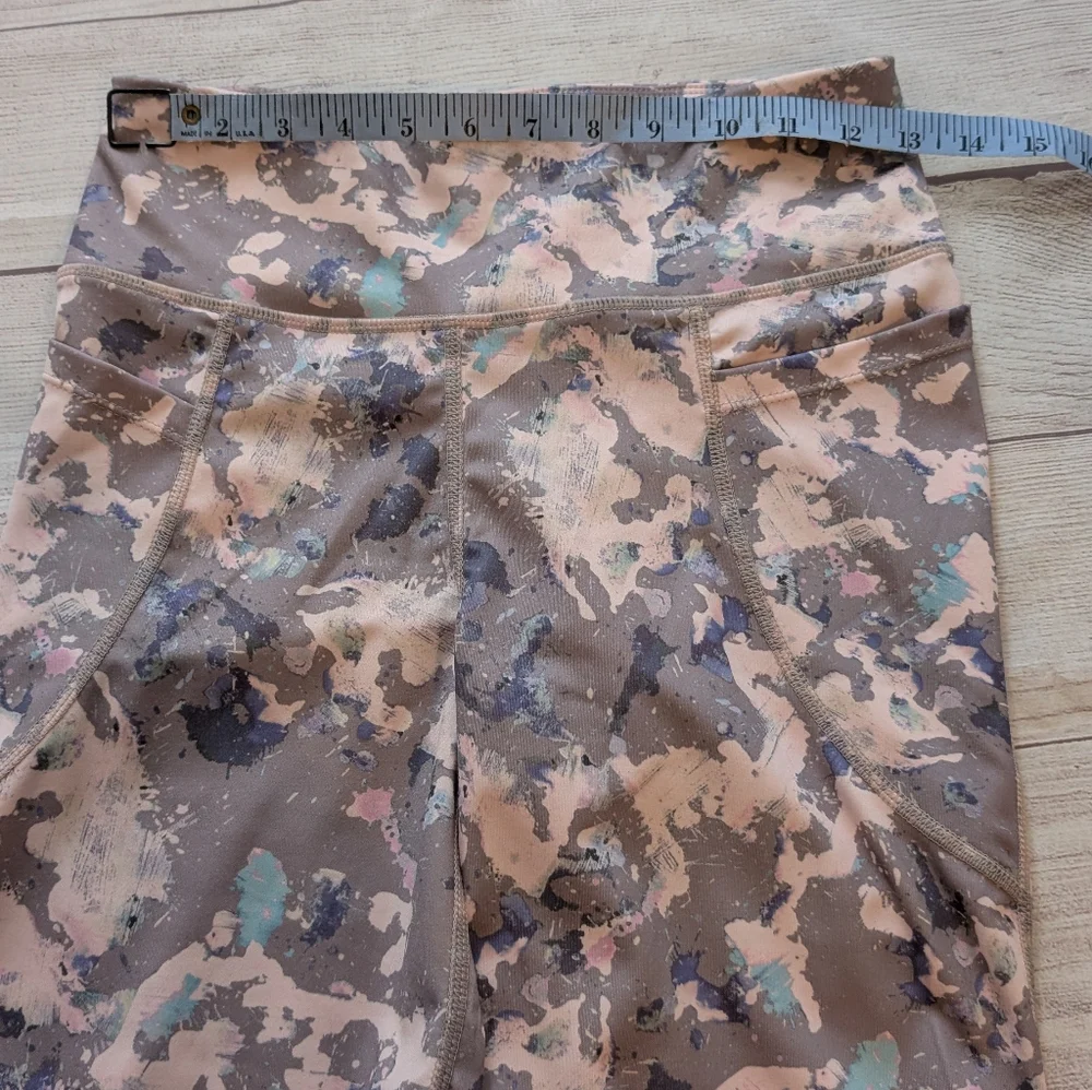 Bebe Sport Athletic Biker Shorts. Size Medium - Picture 4 of 10